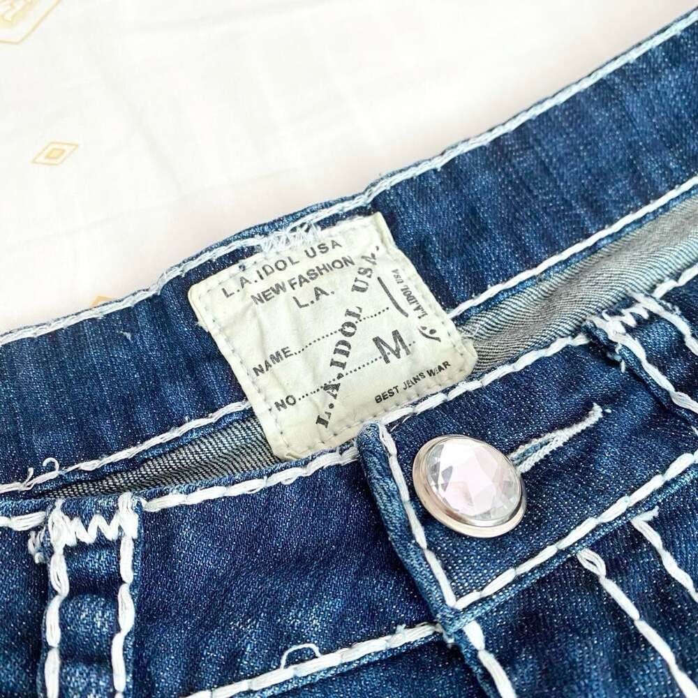 vintage 2000s ultra low rise dark wash denim shorts - Picture 5 of 8